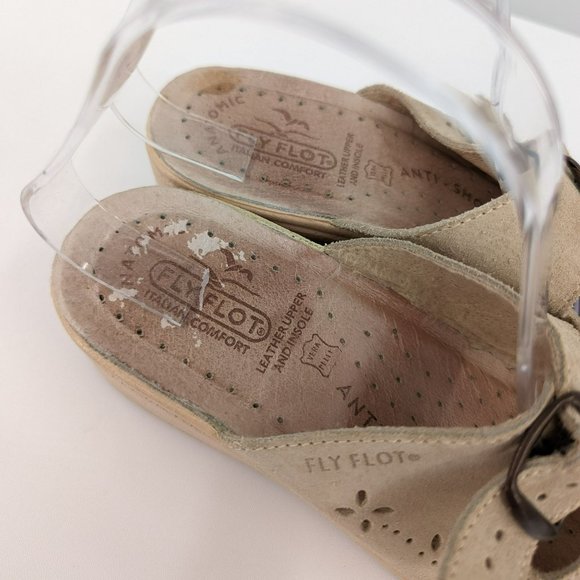 Fly Flot Slides 37 5.5 Tan Leather Two Strap Buckle Open Toe Italy Made Comfort - Picture 3 of 14